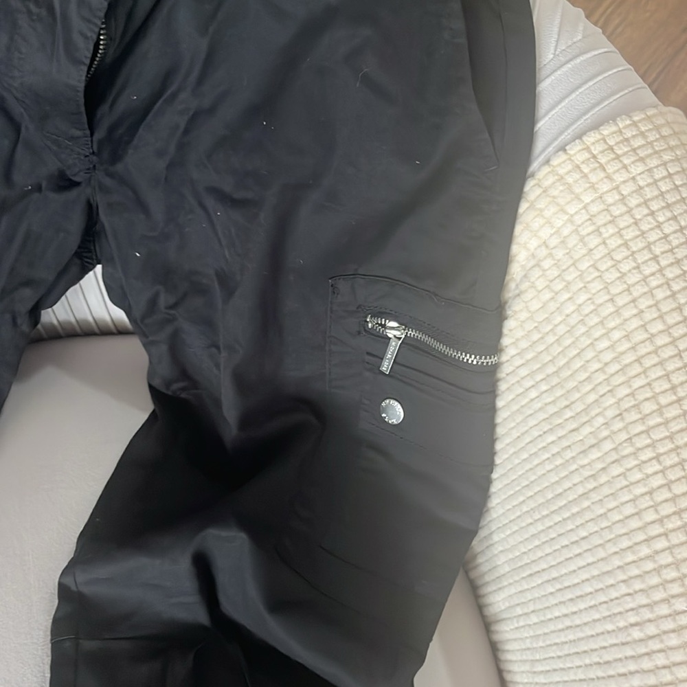 Michael Kors cargo size 2